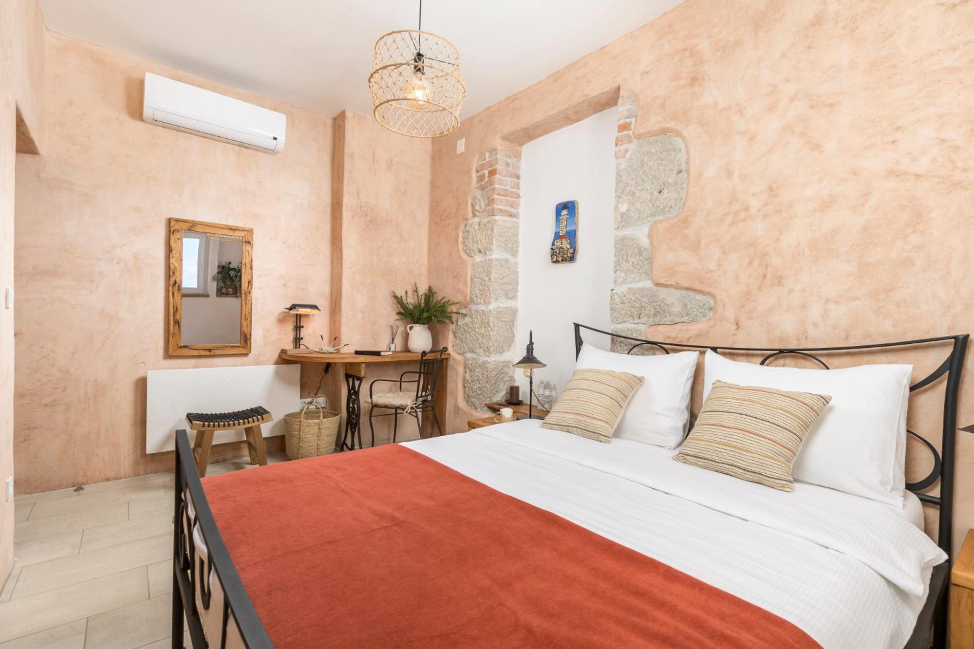The House Hotel Malinska Exterior foto